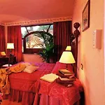 Hotel La Dei Ciocca 4*