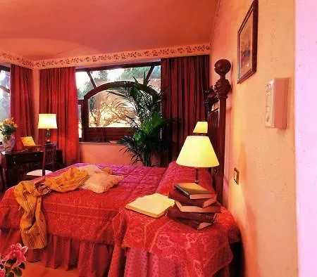 Hotel La Dei Ciocca 4*